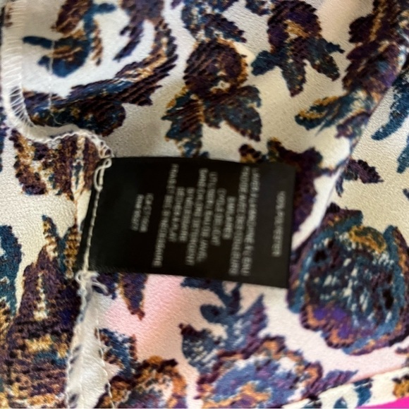 Sanctuary Long Sleeve Hidden Button Closure Blouse Size Large Office Career - Picture 7 of 9